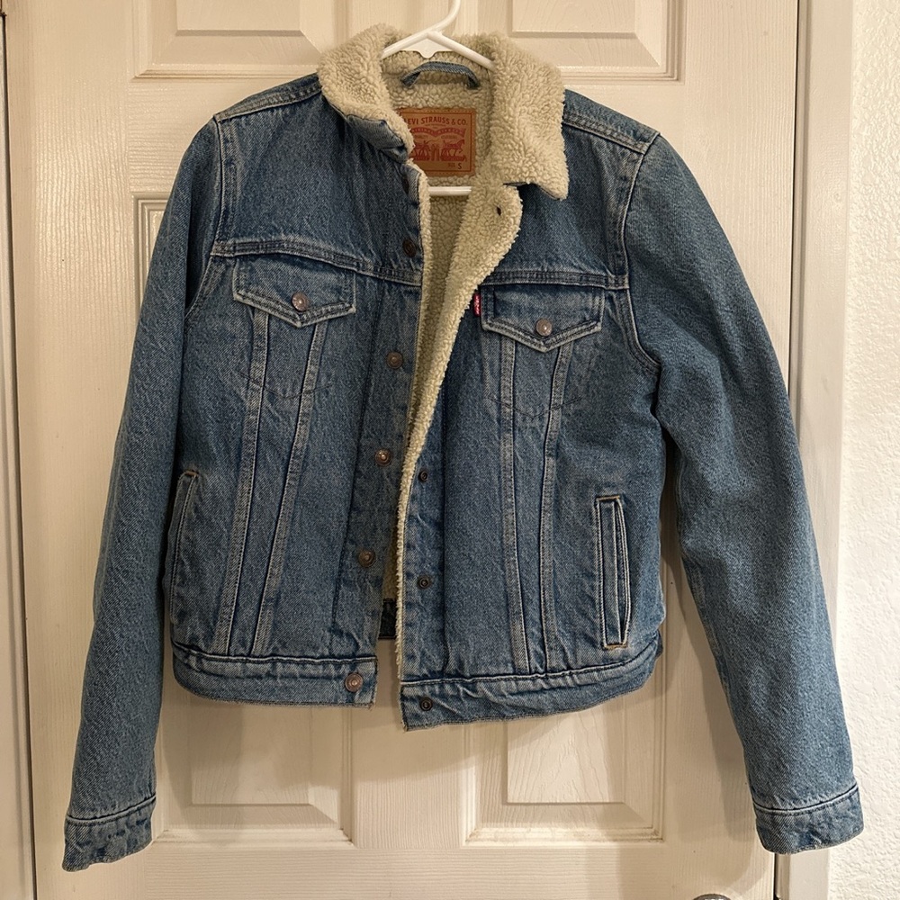 Levi’s Sherpa Trucker Jacket